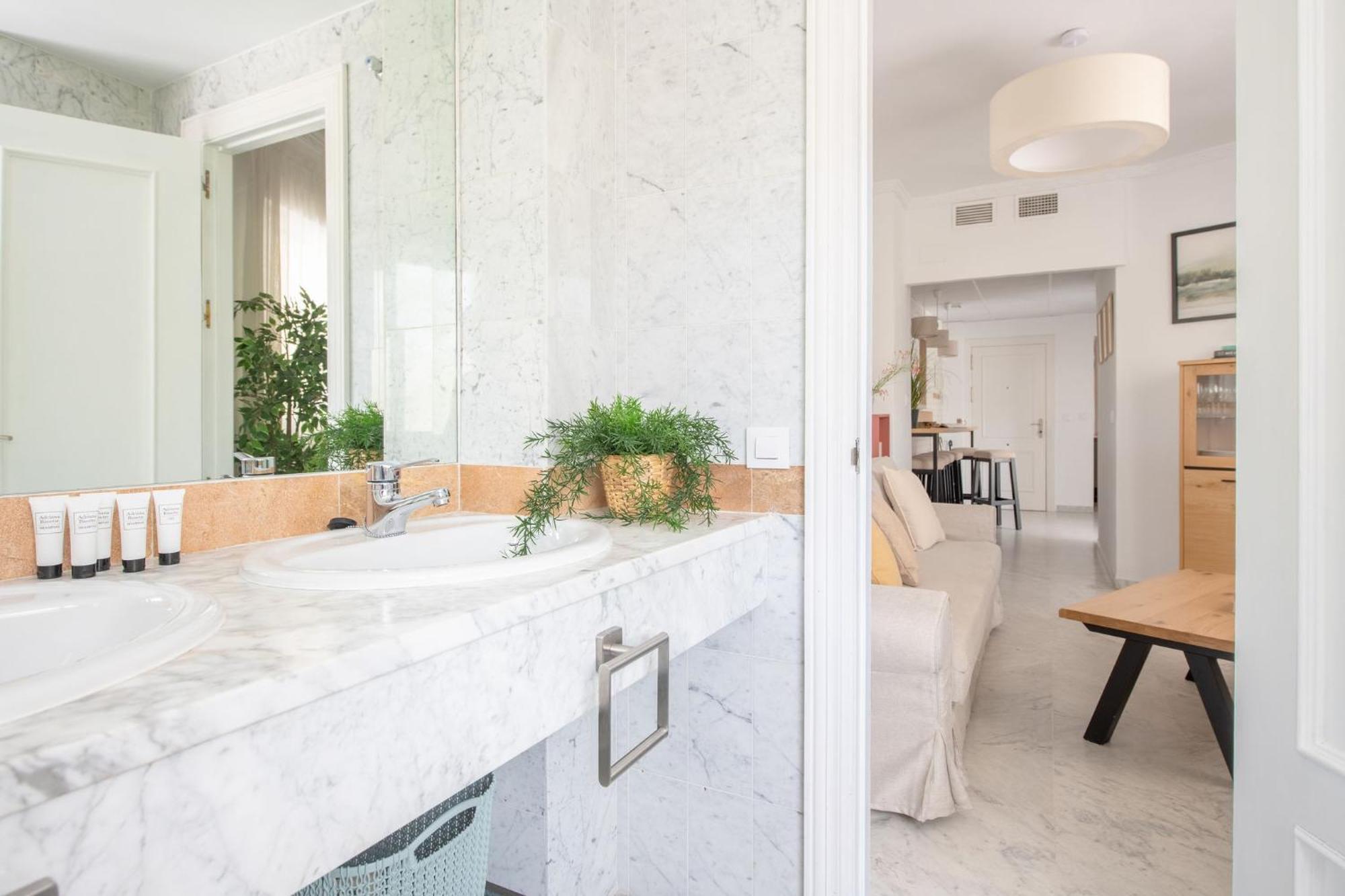 Jardines Del Prado Suite Apartment Sevilla Kültér fotó